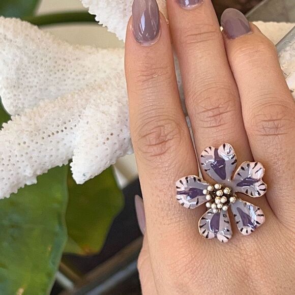 Oscar de la Renta Wild Flower Purple & Gray Ring - Picture 4 of 5